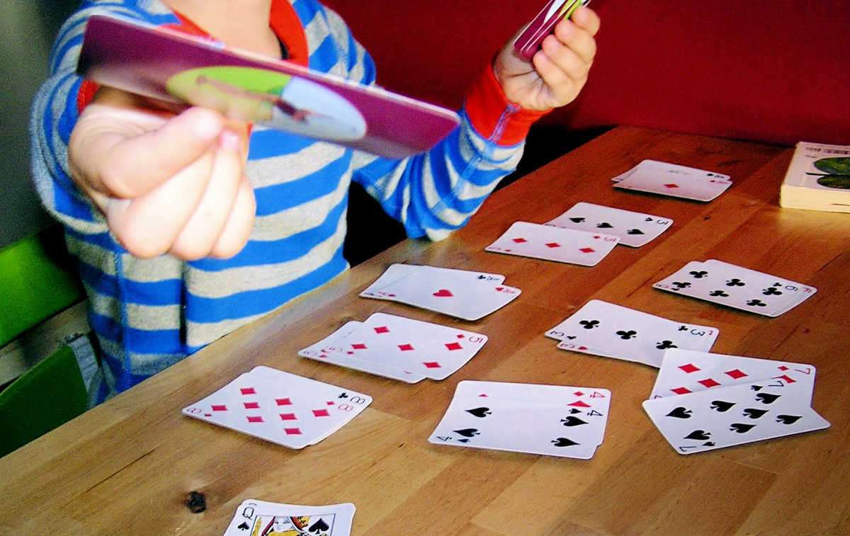 How Do You Play Go Fish